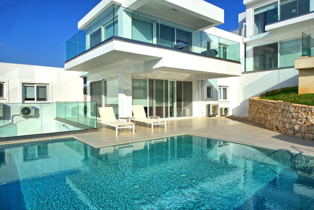 Villa Arete By Posarellivillas